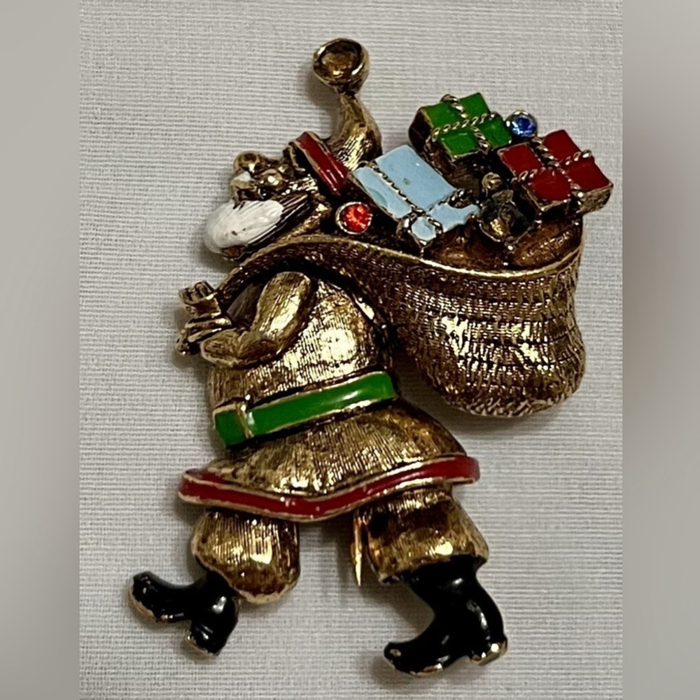 ART Santa Christmas Brooch 1520
